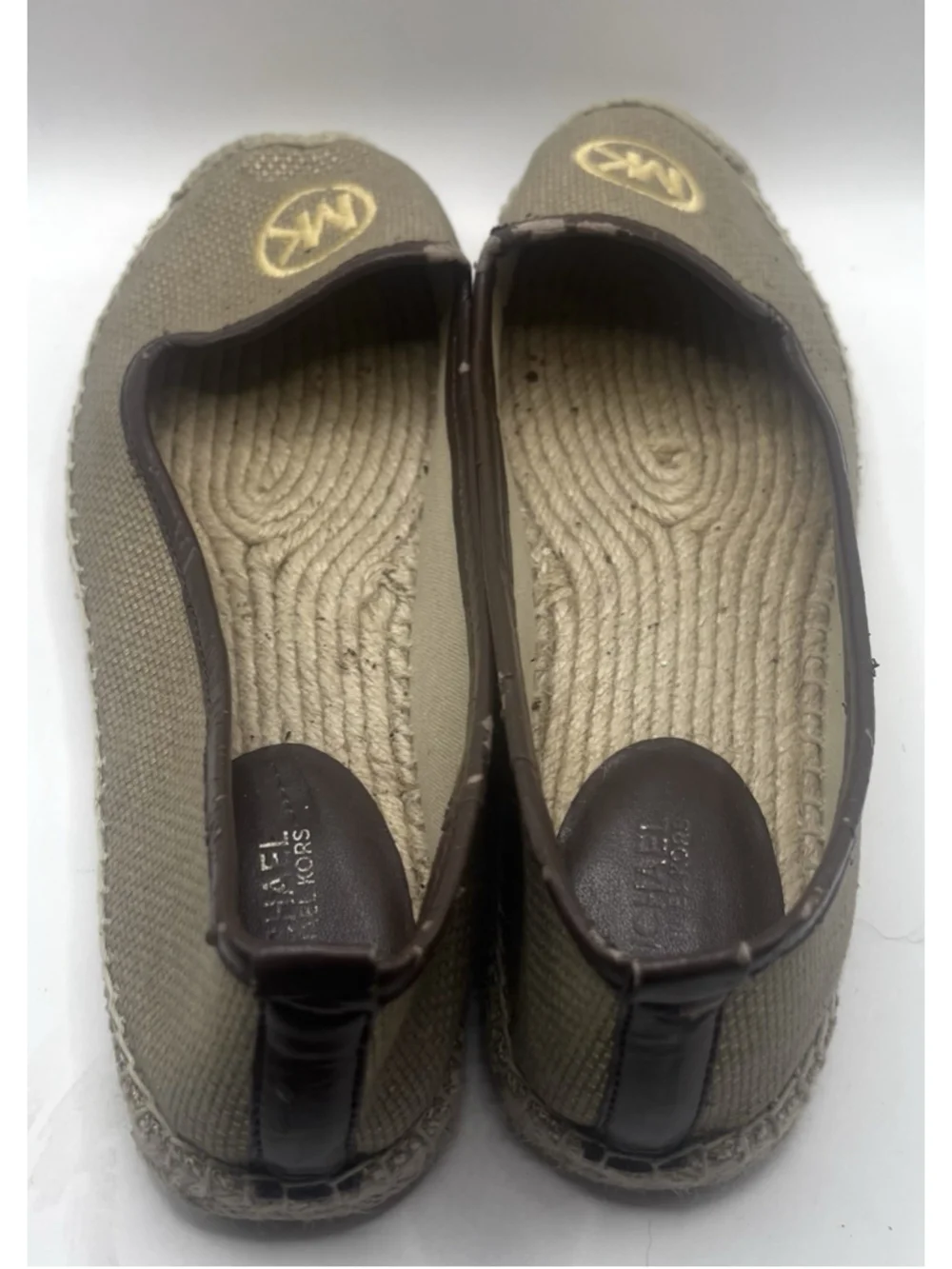 Michael Kors Hastings Espadrille Flats Womens 8 Brown Tan Canvas Gold Logo Shoes